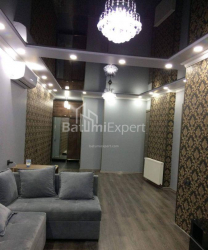Квартира 5-комн 95 м² - Юсуфа Кобаладзе, Батумі