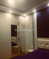 Квартира 5-комн 150 м² - Вахтанга Горгасалі, Батумі