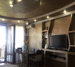 Квартира 80 м² - Юр'ївська, Батумі, Грузія