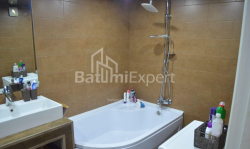 Квартира 3-комн 120 м² - Іллі Чавчавадзе, Батумі