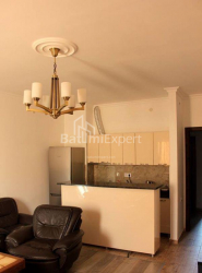 Квартира 2-комн 67 м² - Петра Мелiкiшвiлi, Батумі