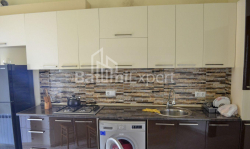Квартира 100 м² - Петра Мелiкiшвiлi, Батумі, Грузія