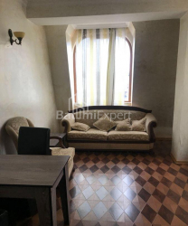 Квартира 3-комн 70 м² - Вахтанга Горгасалі, Батумі