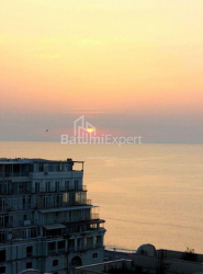 Квартира 4-комн 130 м² - Шерифа Хімшіашвілі, Батумі