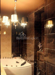 Квартира 4-комн 130 м² - Шерифа Хімшіашвілі, Батумі