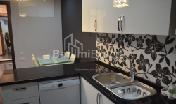 Квартира 5-комн 160 м² - Зураба Горгiладзе, Батумі