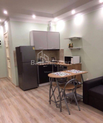 Квартира 2-комн 52 м² - Шерифа Хімшіашвілі, Батумі