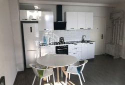 Квартира 2-комн 55 м² - Шерифа Хімшіашвілі, Батумі