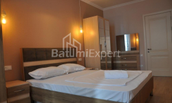 Квартира 87 м² - Зураба Горгiладзе, Батумі, Грузія