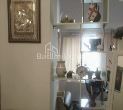 Квартира 4-комн 300 м² - Царя Парнаваза, Батумі