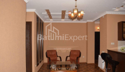 Квартира 3-комн 75 м² - Юр'ївська, Батумі
