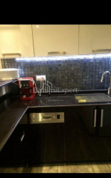 Квартира 3-комн 80 м² - Царя Парнаваза, Батумі