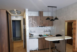Квартира 2-комн 45 м² - Зураба Горгiладзе, Батумі