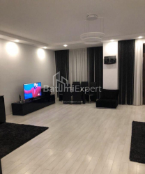 Квартира 2-комн 90 м² - Вахтанга Горгасалі, Батумі