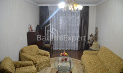 Квартира 3-комн 100 м² - Зураба Горгiладзе, Батумі
