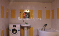 Квартира 4-комн 127 м² - Генерала Аслана Абашидзе, Батумі