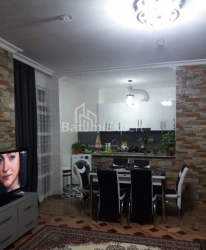 Квартира 3-комн 70 м² - Галактiона Табiдзе, Батумі