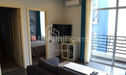 Квартира 40 м² - Ніко Піросмані, Батумі, Грузія