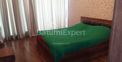 Квартира 4-комн 130 м² - Шерифа Хімшіашвілі, Батумі