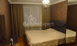 Квартира 4-комн 234 м² - Іллі Чавчавадзе, Батумі