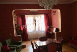 Квартира 3-комн 132 м² - Царя Парнаваза, Батумі