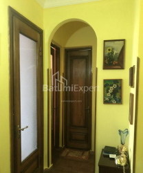 Квартира 3-комн 150 м² - Генерала Аслана Абашидзе, Батумі