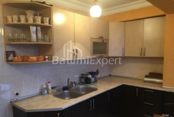 Квартира 2-комн 74 м² - Юр'ївська, Батумі