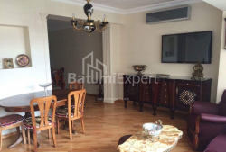Квартира 5-комн 120 м² - Царя Парнаваза, Батумі