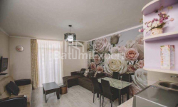 Квартира 2-комн 47 м² - Шерифа Хімшіашвілі, Батумі