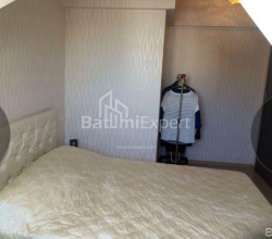 Квартира 3-комн 58 м² - Зураба Горгiладзе, Батумі