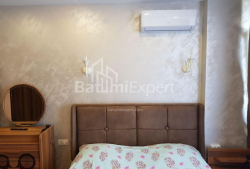 Квартира 1-комн 30 м² - Зураба Горгiладзе, Батумі