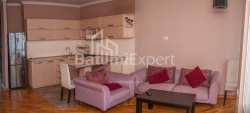 Квартира 3-комн 95 м² - Вахтанга Горгасалі, Батумі