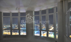 Квартира 4-комн 106 м² - Іване Джавахишвілі, Батумі