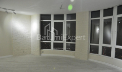 Квартира 4-комн 106 м² - Іване Джавахишвілі, Батумі