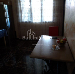 Квартира 3-комн 80 м² - Юр'ївська, Батумі