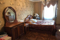 Квартира 3-комн 85 м² - Oлександра Пушкiна, Батумі
