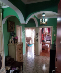 Квартира 4-комн 85 м² - Вахтанга Горгасалі, Батумі