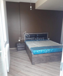 Квартира 3-комн 87 м² - Давида Агмашенеблі, Батумі