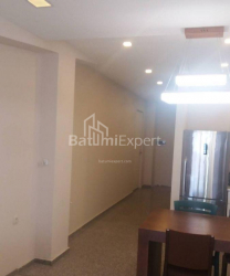 Квартира 92 м² - Зураба Горгiладзе, Батумі, Грузія
