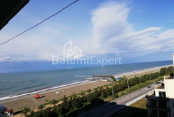 Квартира 2-комн 56 м² - Шерифа Хімшіашвілі, Батумі