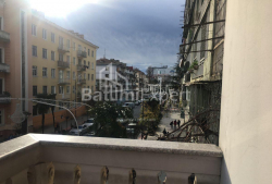 Квартира 4-комн 138 м² - Мемеда Абашидзе, Батумі