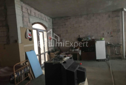 Квартира 4-комн 138 м² - Мемеда Абашидзе, Батумі