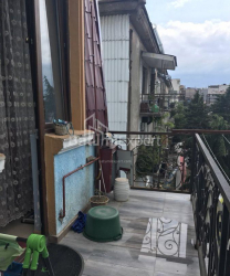 Квартира 3-комн 47 м² - Царя Парнаваза, Батумі