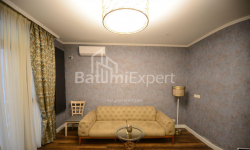 Квартира 60 м² - Вахтанга Горгасалі, Батумі, Грузія