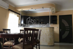 Квартира 3-комн 68 м² - Давида Агмашенеблі, Батумі