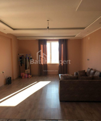 Квартира 40 м² - Давида Агмашенеблі, Батумі, Грузія
