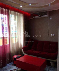Квартира 2-комн 35 м² - Зураба Горгiладзе, Батумі