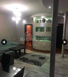Квартира 187 м² - Зураба Горгiладзе, Батумі, Грузія