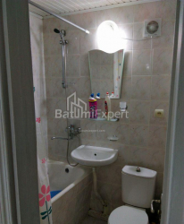 Квартира 1-комн 32 м² - Зураба Горгiладзе, Батумі
