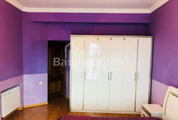 Квартира 3-комн 85 м² - Михайла Лермонтова, Батумі